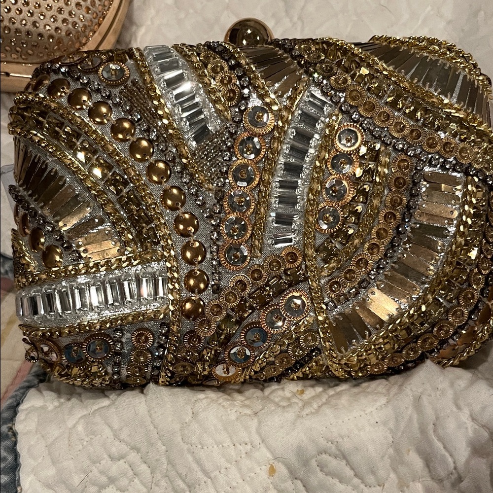 Two Gold and Silver Embellished Clutches with chain straps - Picture 4 of 7
